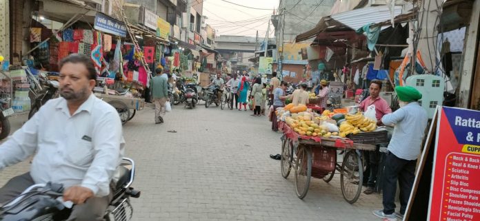 Council Will Provide Booths To Street Vendors