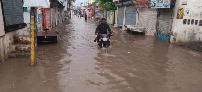 Rain Turned MC Road Into A Lake